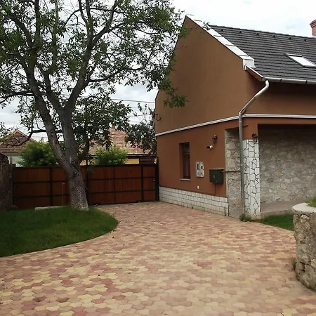 Oereg Diofa Vendeghaz Vendégház Abaújszántó